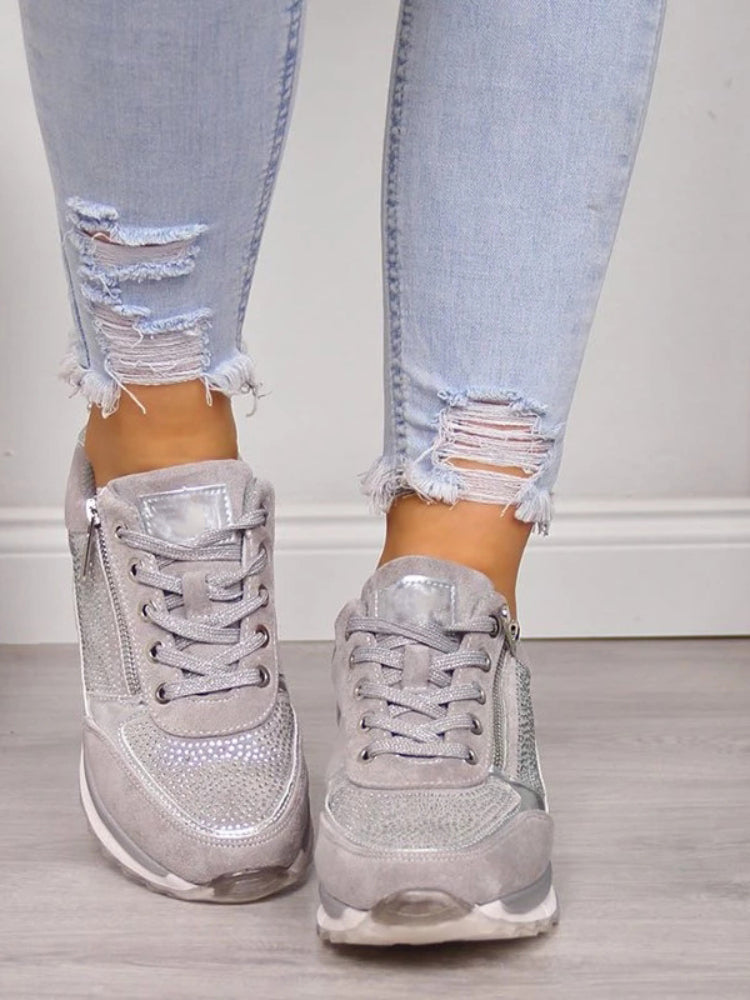 BIRGITTA – ORTOPÆDISKE SNEAKERS MED LYNLÅS